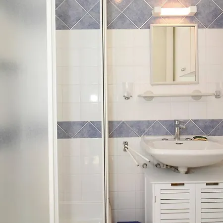 Studio Lumineux Avec Parking, Balcon Et Cellier - - Fr-1-553-245 Appartamento