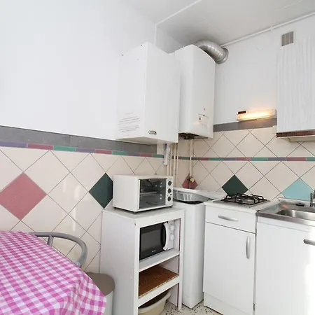 Studio Lumineux Avec Parking, Balcon Et Cellier - - Fr-1-553-245 Appartamento