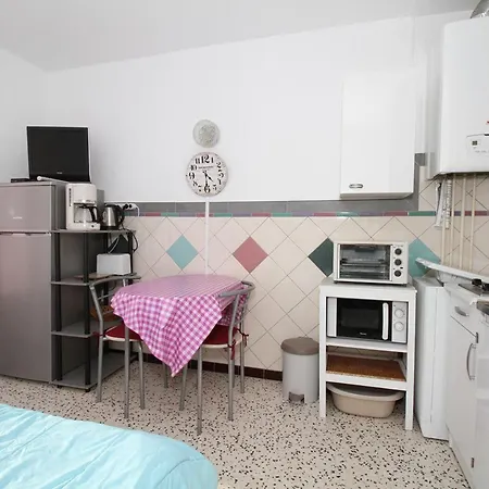Studio Lumineux Avec Parking, Balcon Et Cellier - - Fr-1-553-245 Appartamento